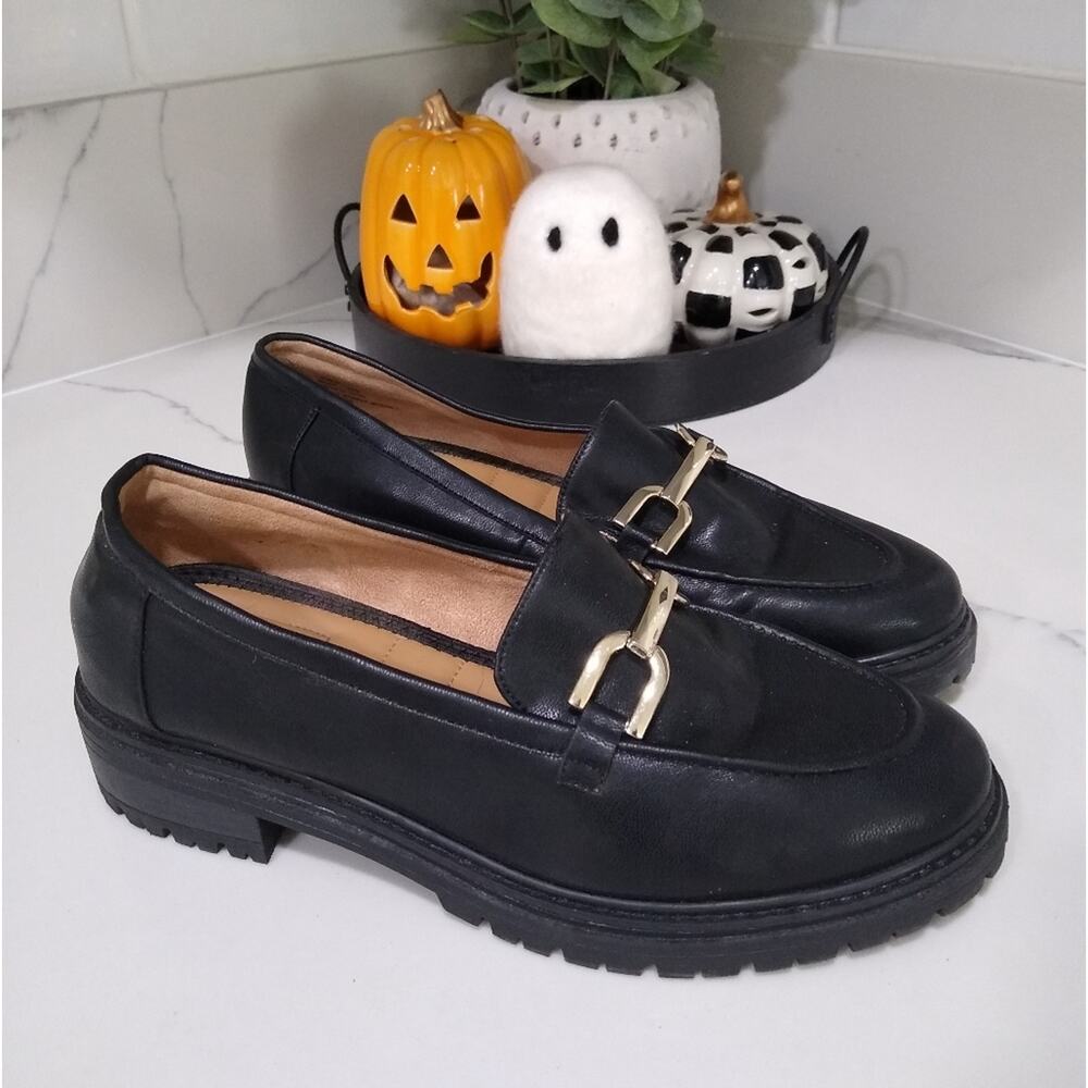 Kelly & Katie Black Major Loafer, Size 11M